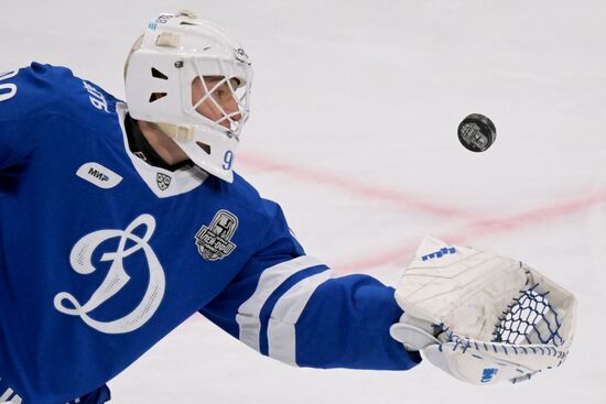 Хоккей. КХЛ. Матч "Динамо" (Москва) - "Динамо" (Минск)