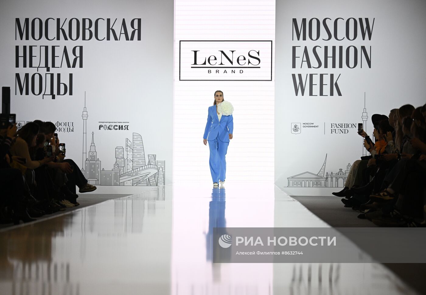 Выставка "Россия". Показы российских брендов