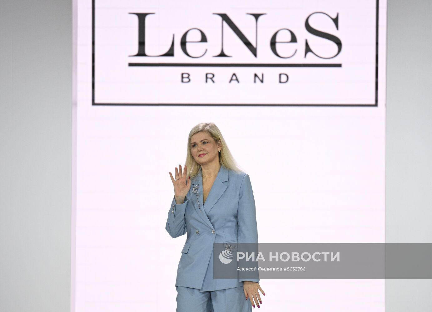 Выставка "Россия". Показы российских брендов