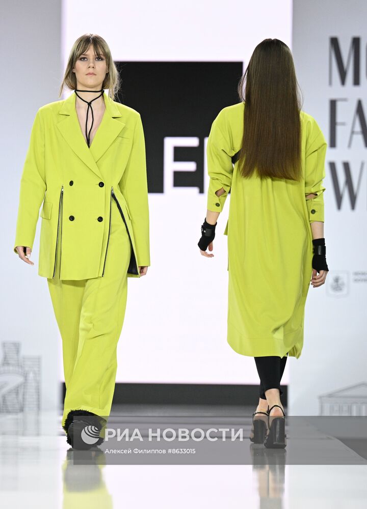 Выставка "Россия". Показы российских брендов