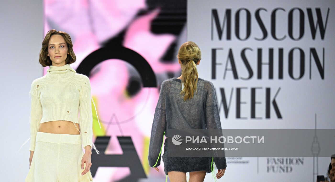 Выставка "Россия". Показы российских брендов