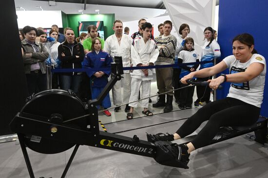 Выставка "Россия". День Федерации гребного спорта России