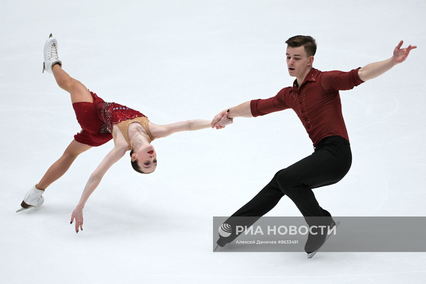 Турнир "Тинькофф Кубок Первого канала по фигурному катанию"