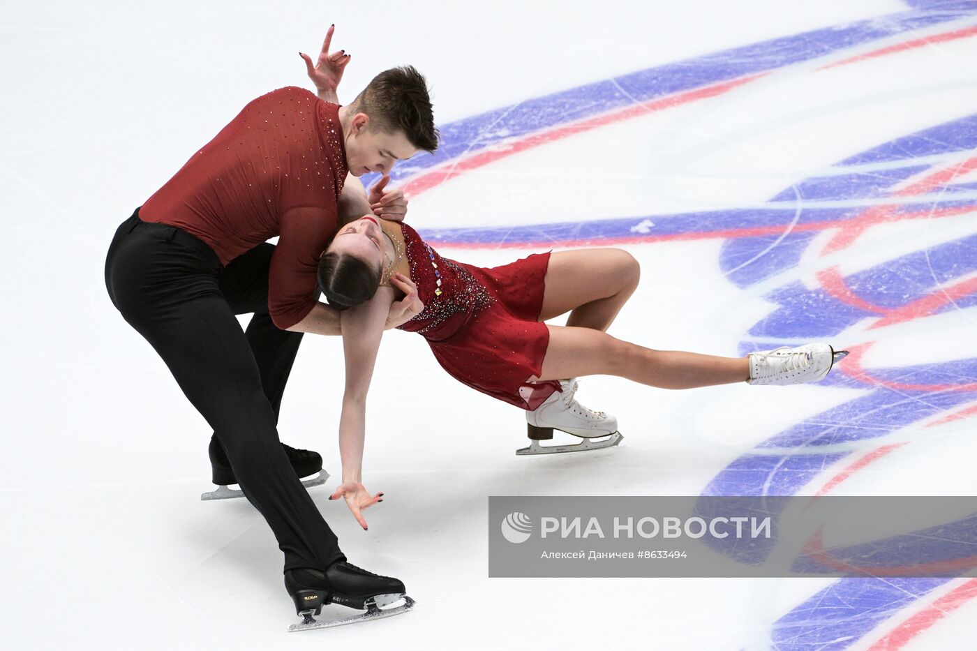 Турнир "Тинькофф Кубок Первого канала по фигурному катанию"