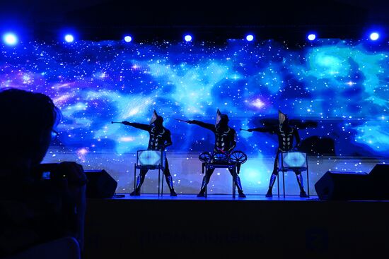 Выставка "Россия". Церемония старта нового сезона мероприятий Росмолодежь