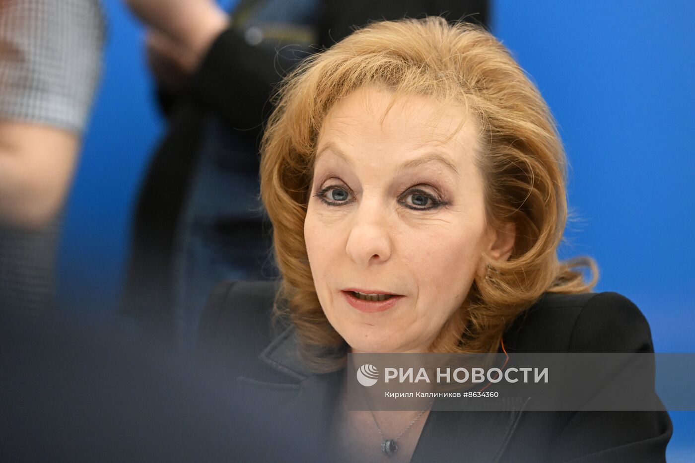 Иностранные наблюдатели посетили избирательный штаб кандидата в президенты РФ В. Путина