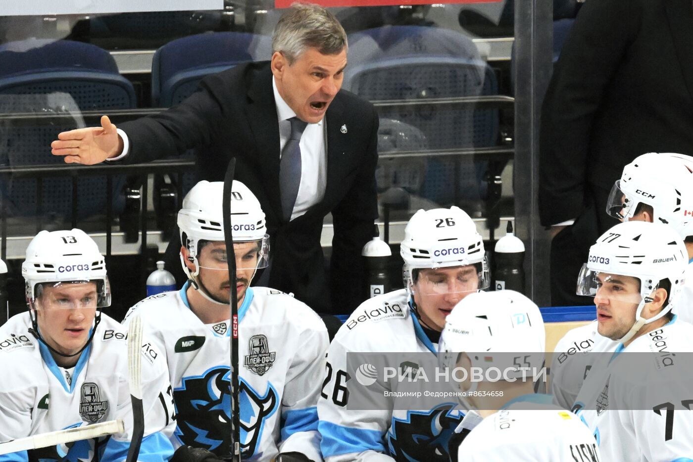 Хоккей. КХЛ. Матч "Динамо" (Москва) - "Динамо" (Минск)