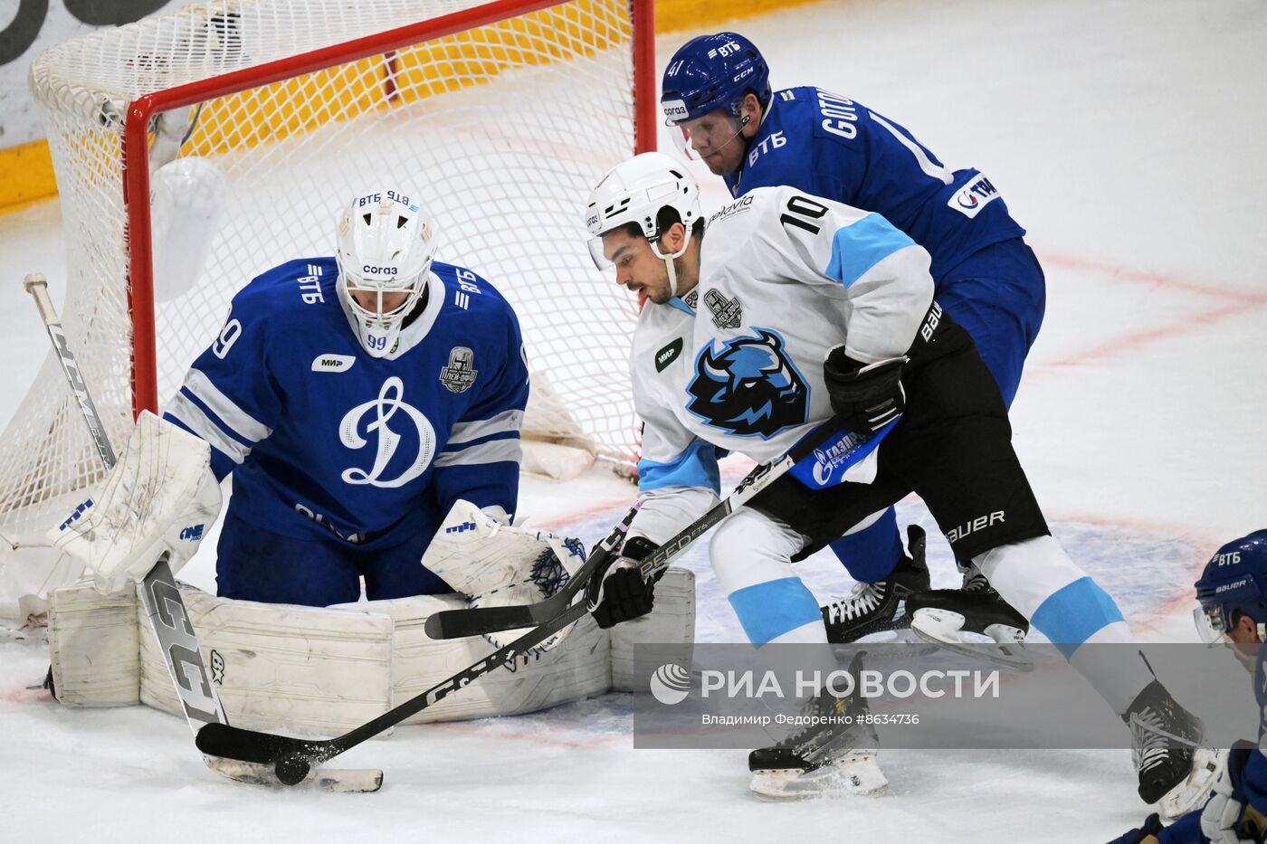 Хоккей. КХЛ. Матч "Динамо" (Москва) - "Динамо" (Минск)