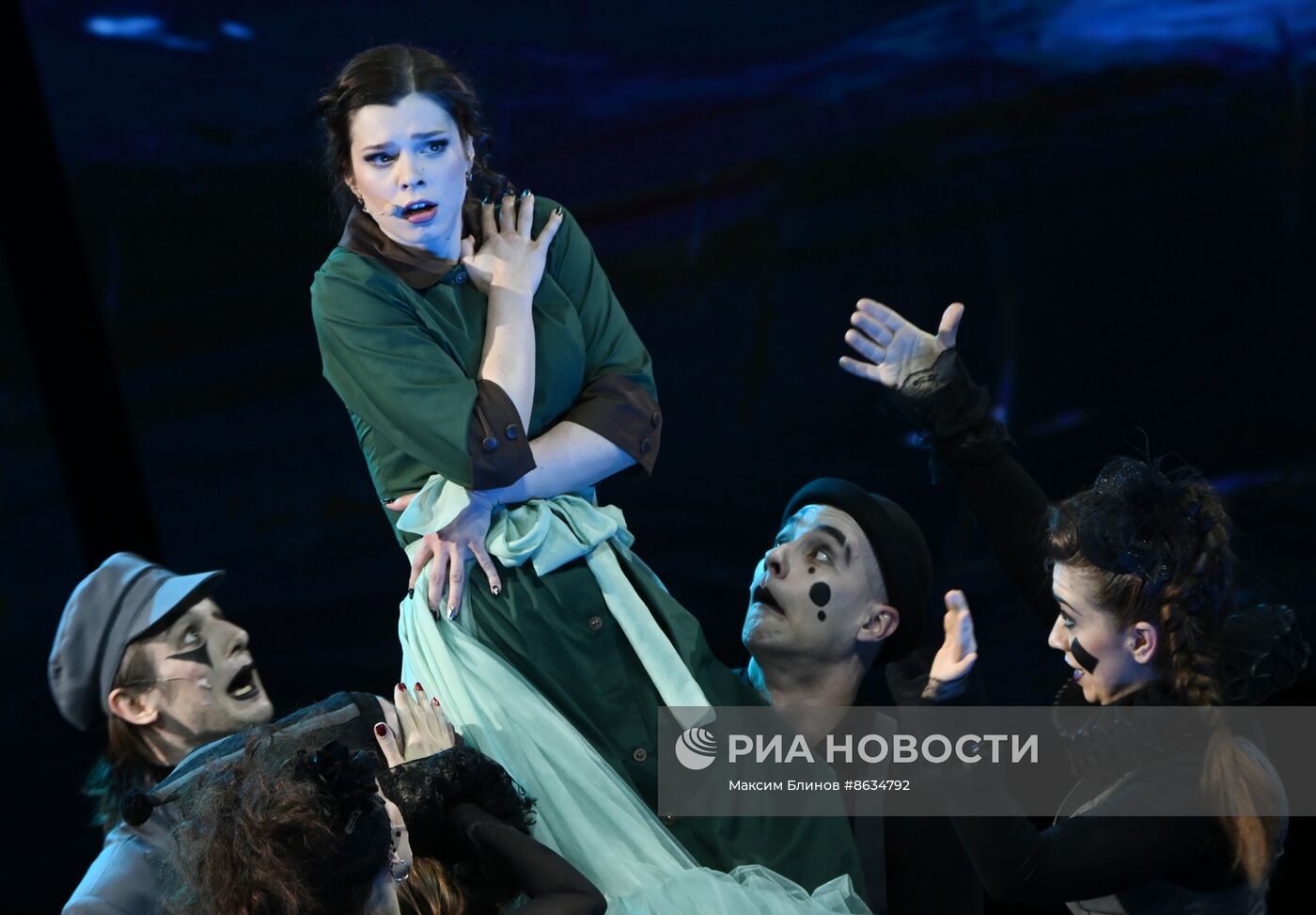 Премьера музыкальной комедии "Формула любви"