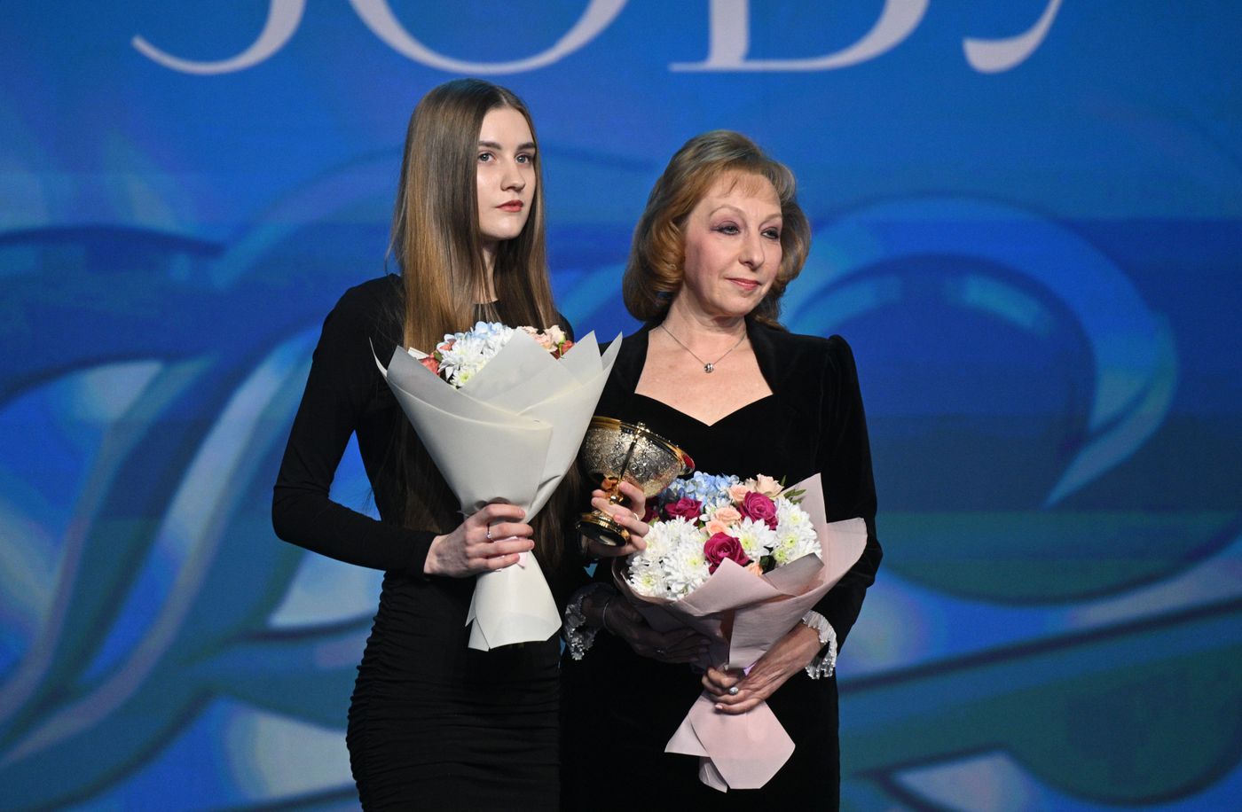 Выставка "Россия". Торжественная церемония награждения лауреатов премии "По зову женского сердца"