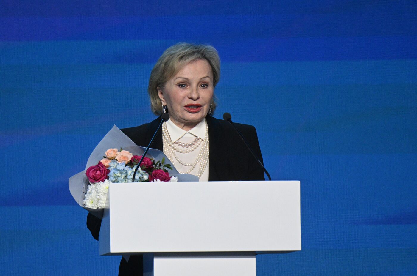 Выставка "Россия". Торжественная церемония награждения лауреатов премии "По зову женского сердца"