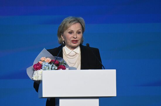 Выставка "Россия". Торжественная церемония награждения лауреатов премии "По зову женского сердца"