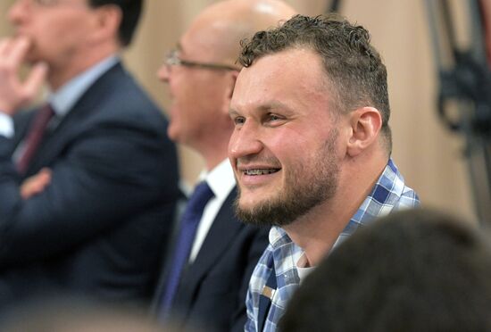 Рабочая поездка президента РФ В. Путина в Ставропольский край