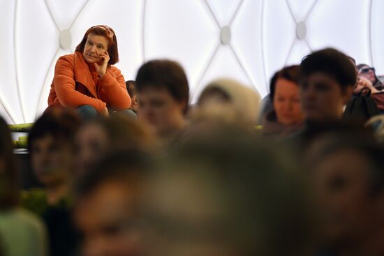 Выставка "Россия". Концерт юных артистов "СуперДети"