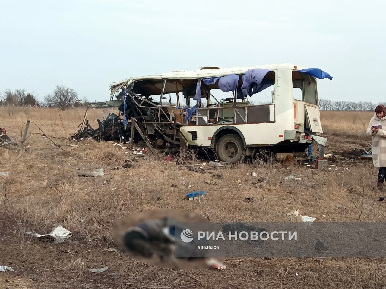 В ЛНР автобус подорвался на мине