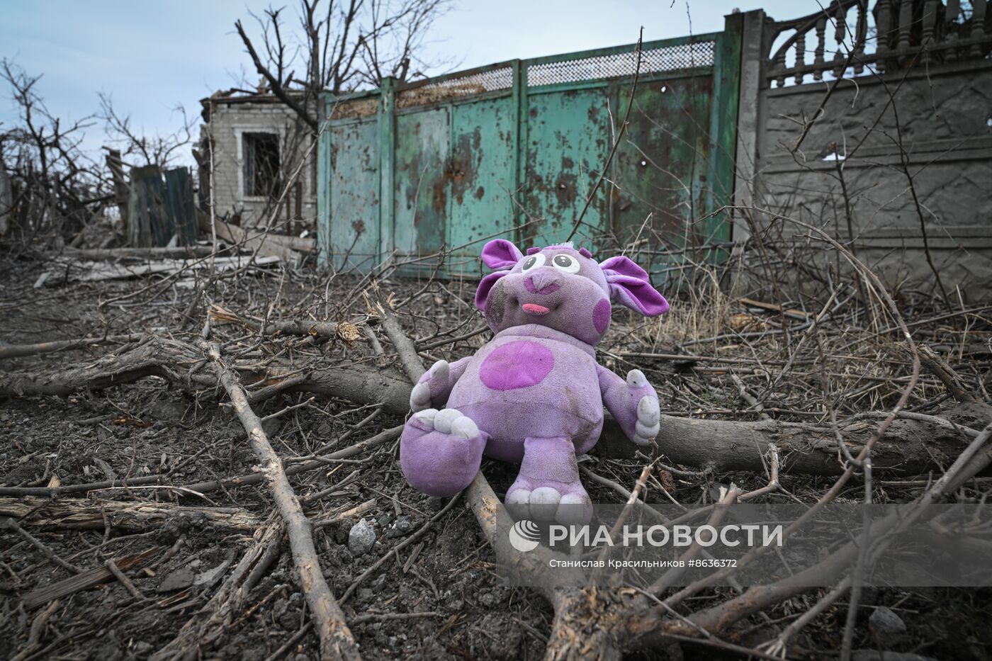 Гуманитарное разминирование Авдеевки отдельной инженерной бригадой ЦВО