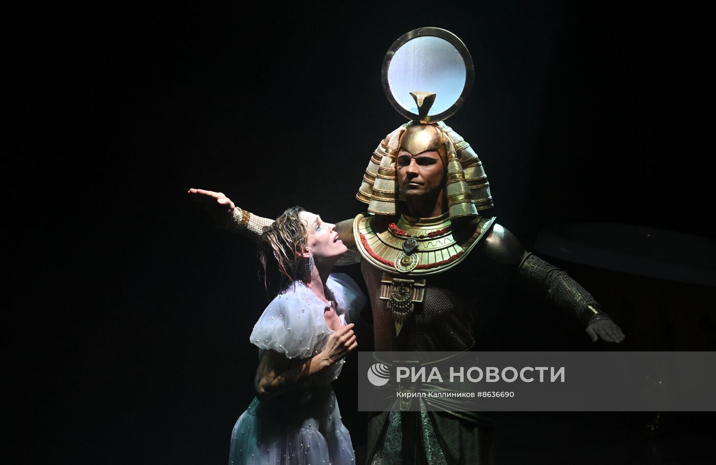 Спектакль "Вероника решает..." в театре "Модерн"