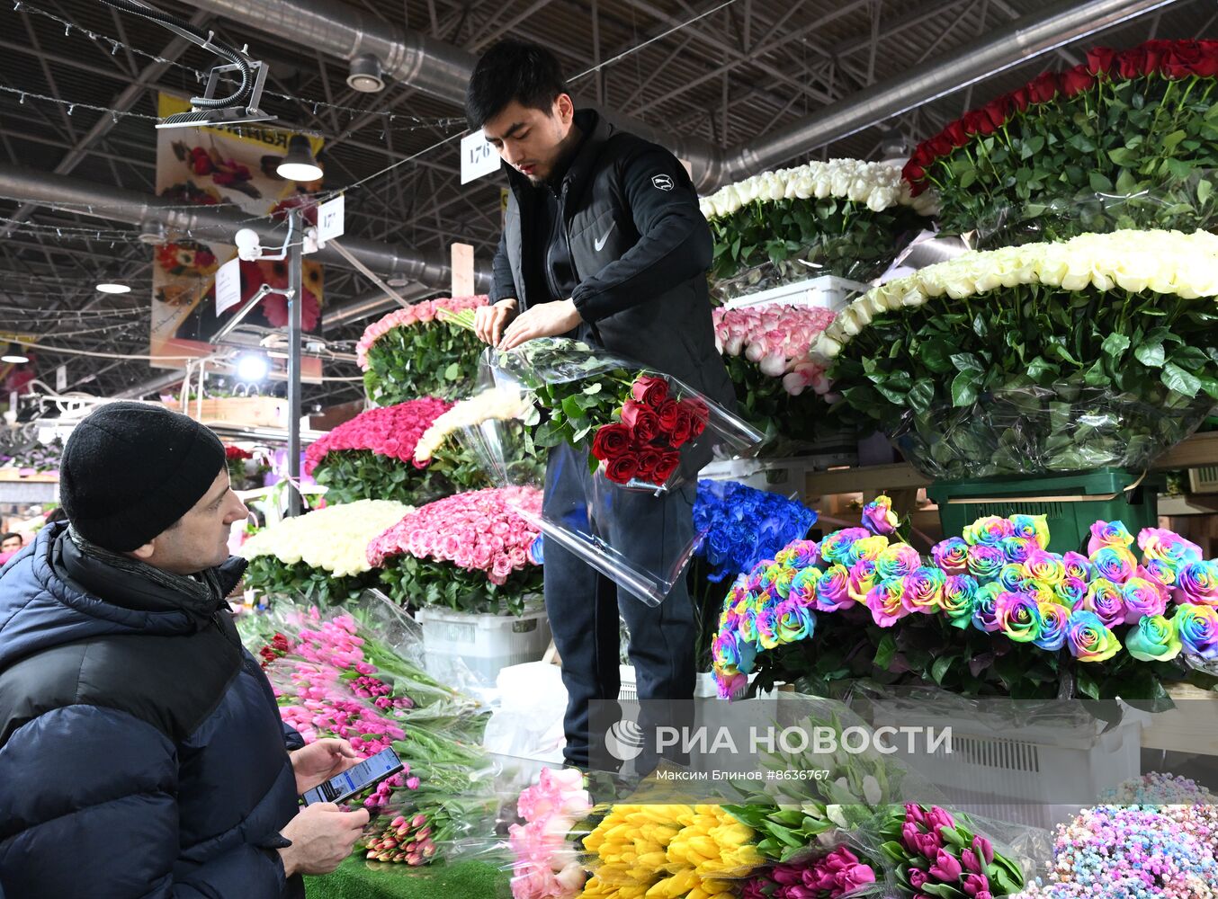 Продажа цветов к 8 марта