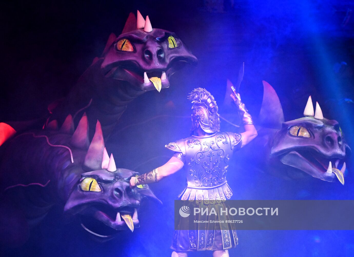 Премьера спектакля "Легенда" в Большом Московском цирке