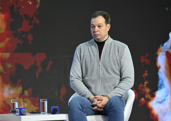 Международная выставка-форум "Россия"
Ток-шоу "Карьера в России", Павильон № 55 "Дом молодежи"
Александр Збарский, заместитель начальника Департамента управления персоналом ОАО "РЖД" Место: Россия, Москва. Автор: Максим Блинов/РИА Новости. Выставка "Россия". Ток-шоу "Карьера в России"