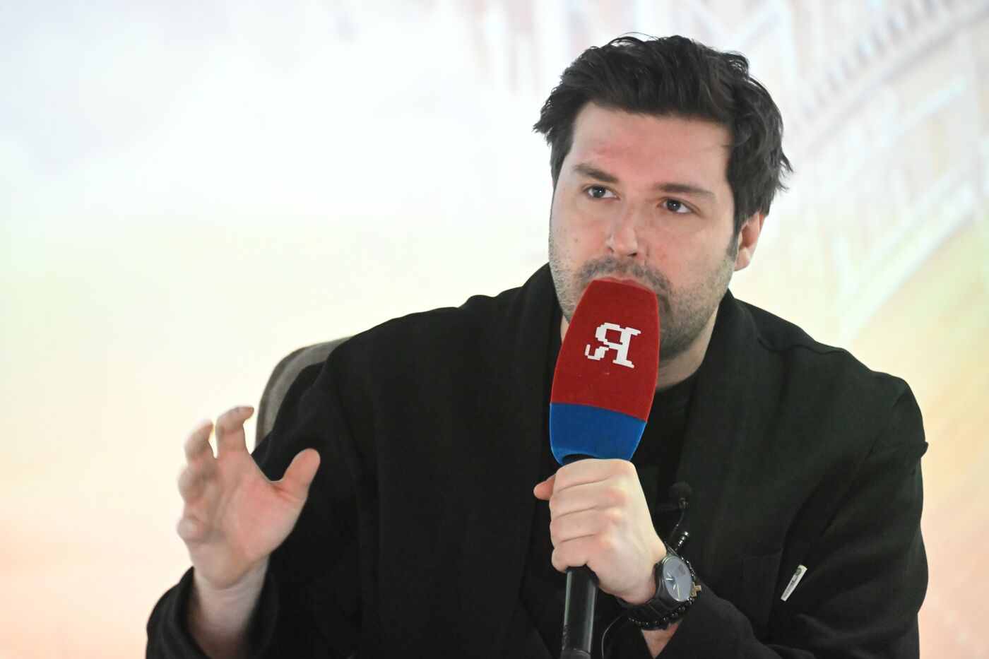 Выставка "Россия". Творческая встреча с авторами фильма "Летучий корабль"