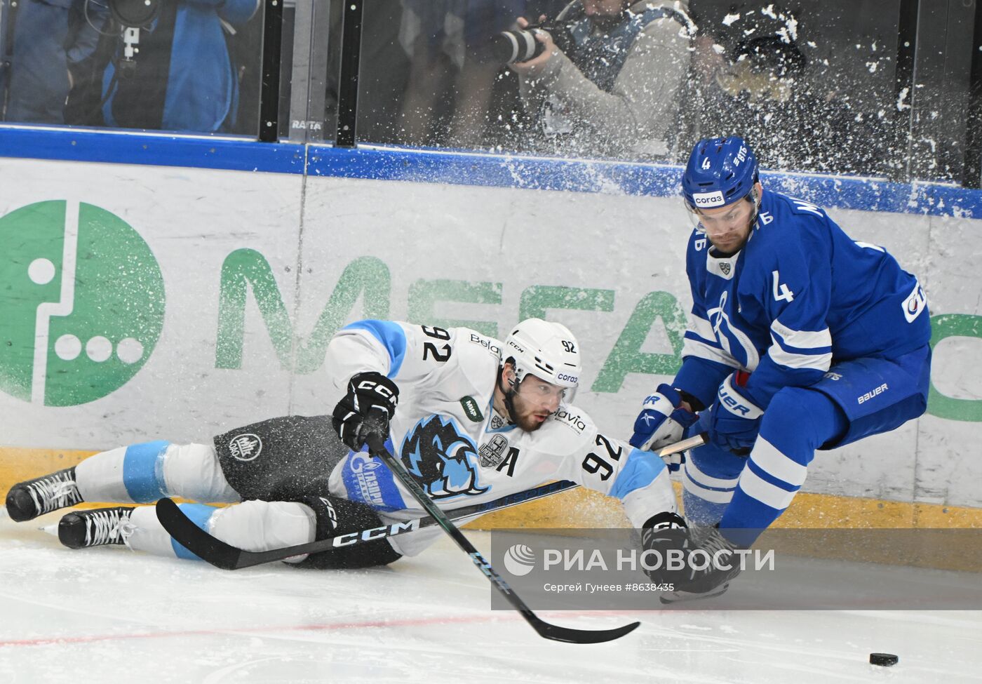 Хоккей. КХЛ. Матч "Динамо" (Москва) - "Динамо" (Минск)