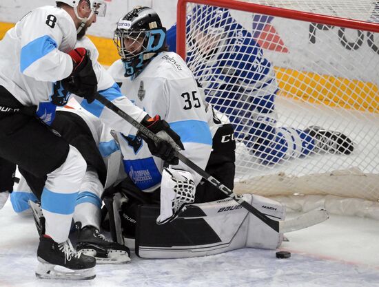 Хоккей. КХЛ. Матч "Динамо" (Москва) - "Динамо" (Минск)