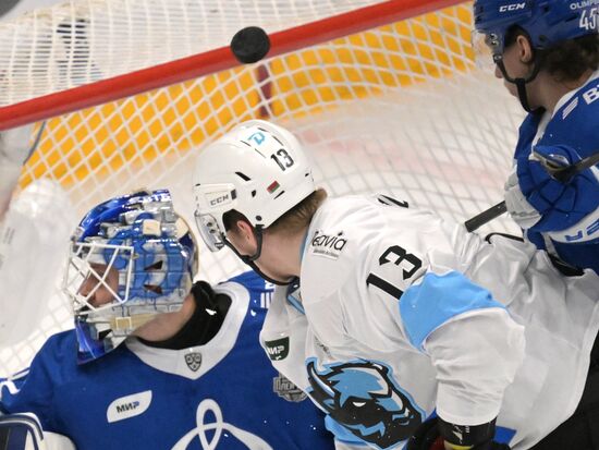 Хоккей. КХЛ. Матч "Динамо" (Москва) - "Динамо" (Минск)