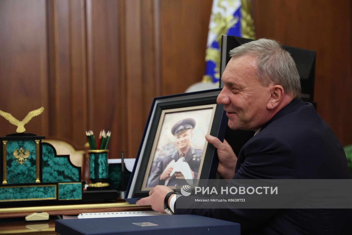 Президент РФ В. Путин встретился с генеральным директором "Роскосмоса" Ю. Борисовым