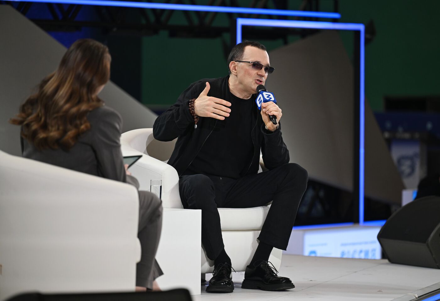 Выставка "Россия". Творческая встреча с актером Егором Бероевым