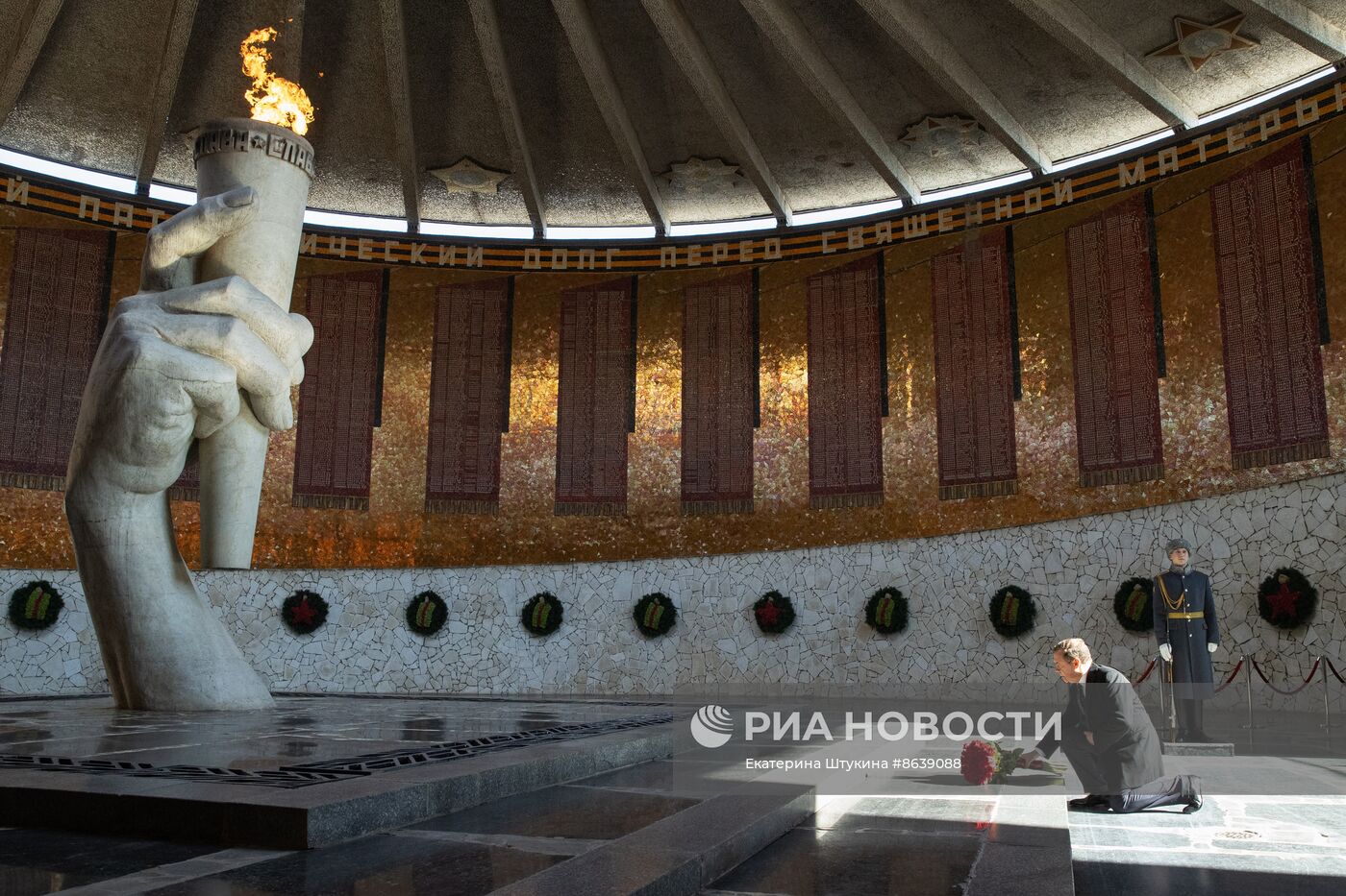 Рабочая поездка зампреда Совбеза РФ Д. Медведева в Волгоград