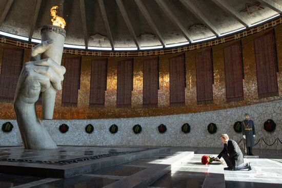 Рабочая поездка зампреда Совбеза РФ Д. Медведева в Волгоград