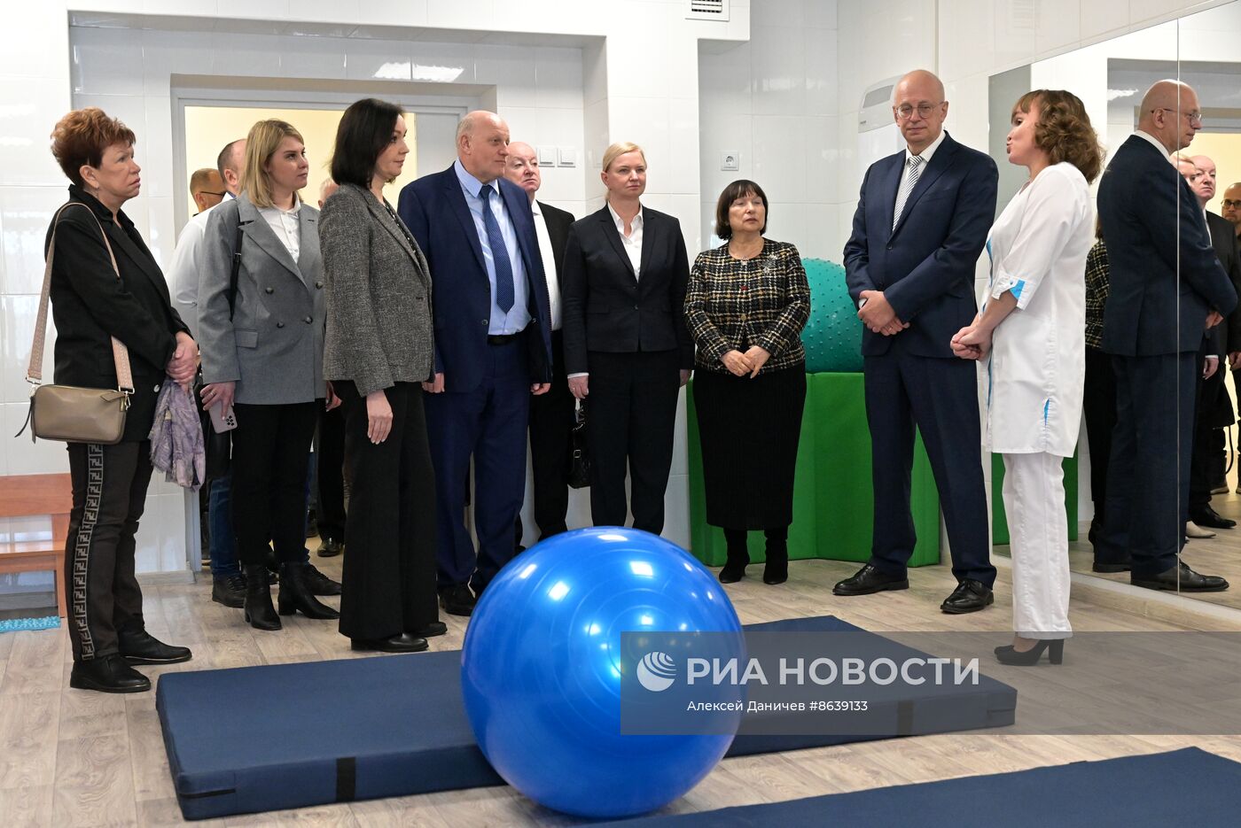 Открытие центра развития и восстановления ВИЧ-инфицированных детей в Петербурге