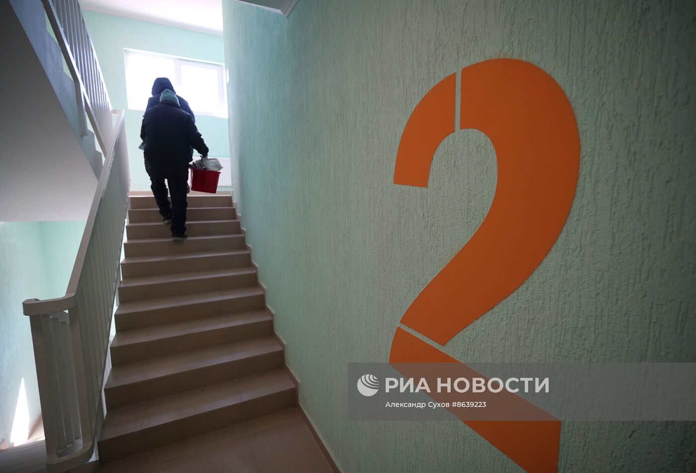 Вручение ключей от новых квартир в Мариуполе