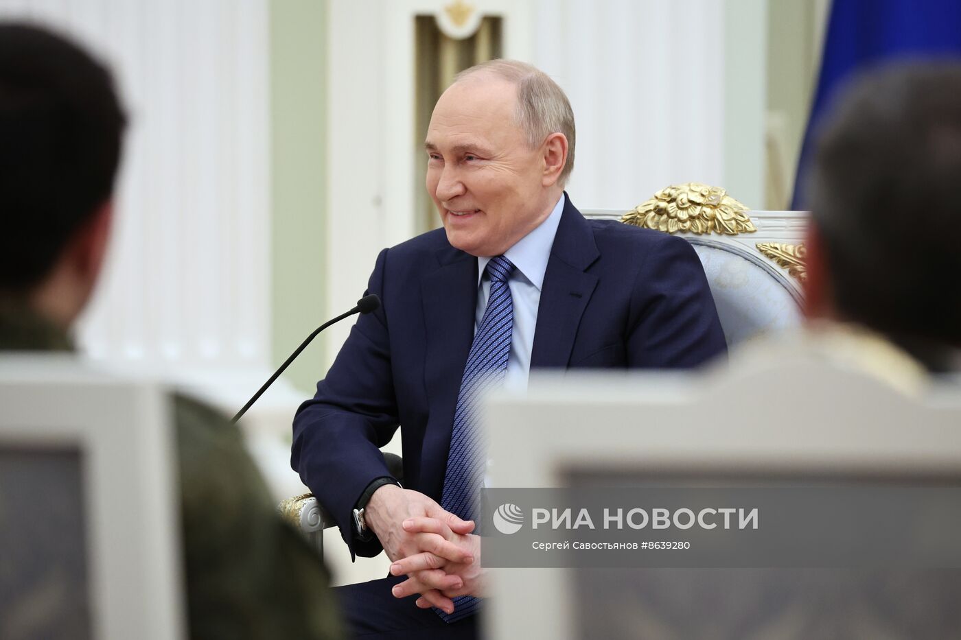 Президент РФ В. Путин встретился с победителями конкурса управленцев "Лидеры России"