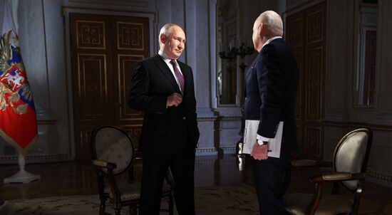 Интервью Владимира Путина гендиректору "России сегодня" Дмитрию Киселеву
