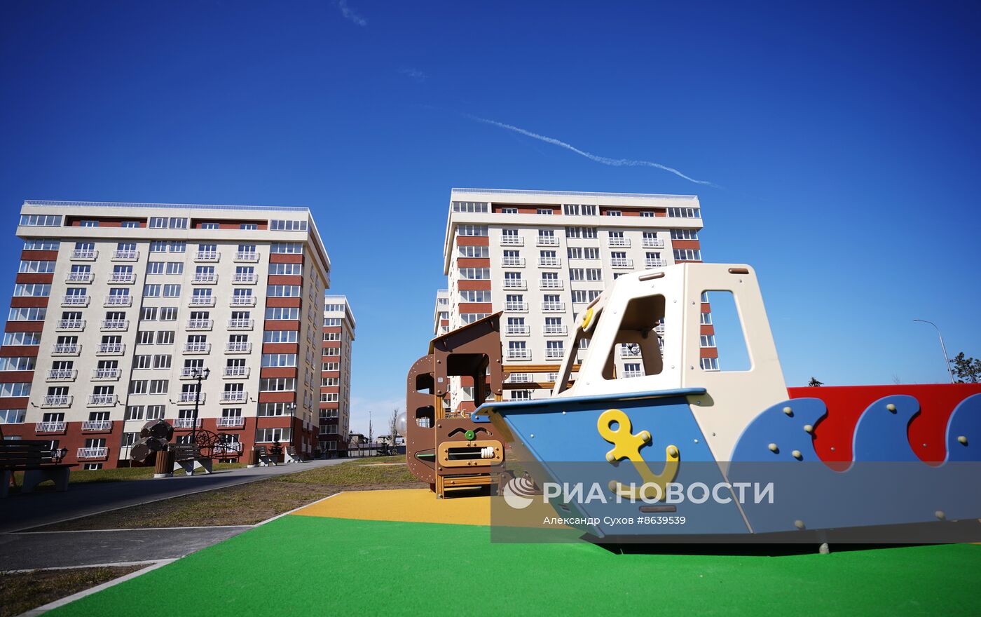 Вручение ключей от новых квартир в Мариуполе