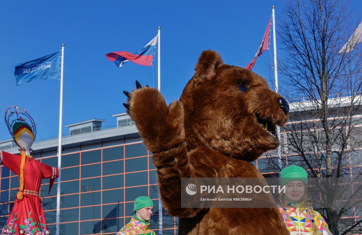 Выставка "Россия". Масленичная неделя: традиция "Лакомая среда или Тещин день"