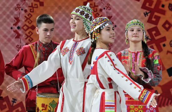 Выставка "Россия". Старт Всероссийской детской Фольклориады