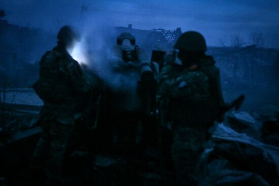 Боевая работа артиллеристов 3-го армейского корпуса группировки "Юг" на Артемовском направлении