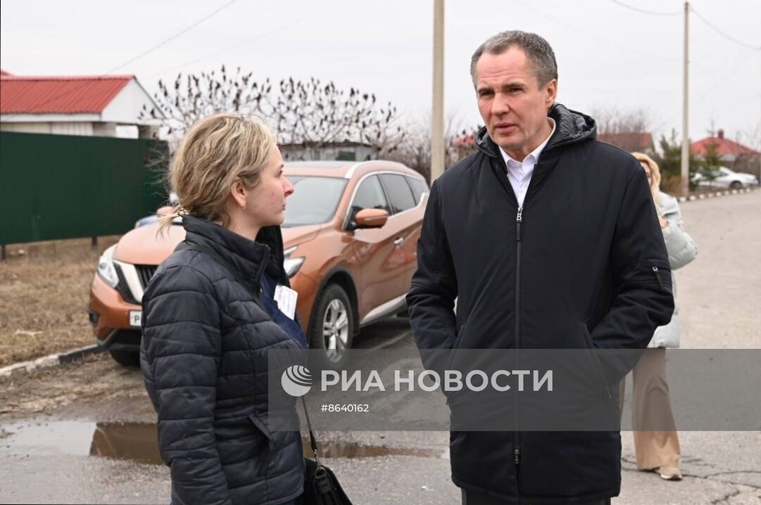 Последствия атаки беспилотника в Белгороде