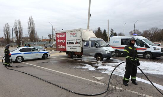 Последствия атаки беспилотника в Белгороде