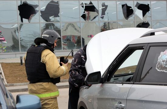 Последствия атаки беспилотника в Белгороде