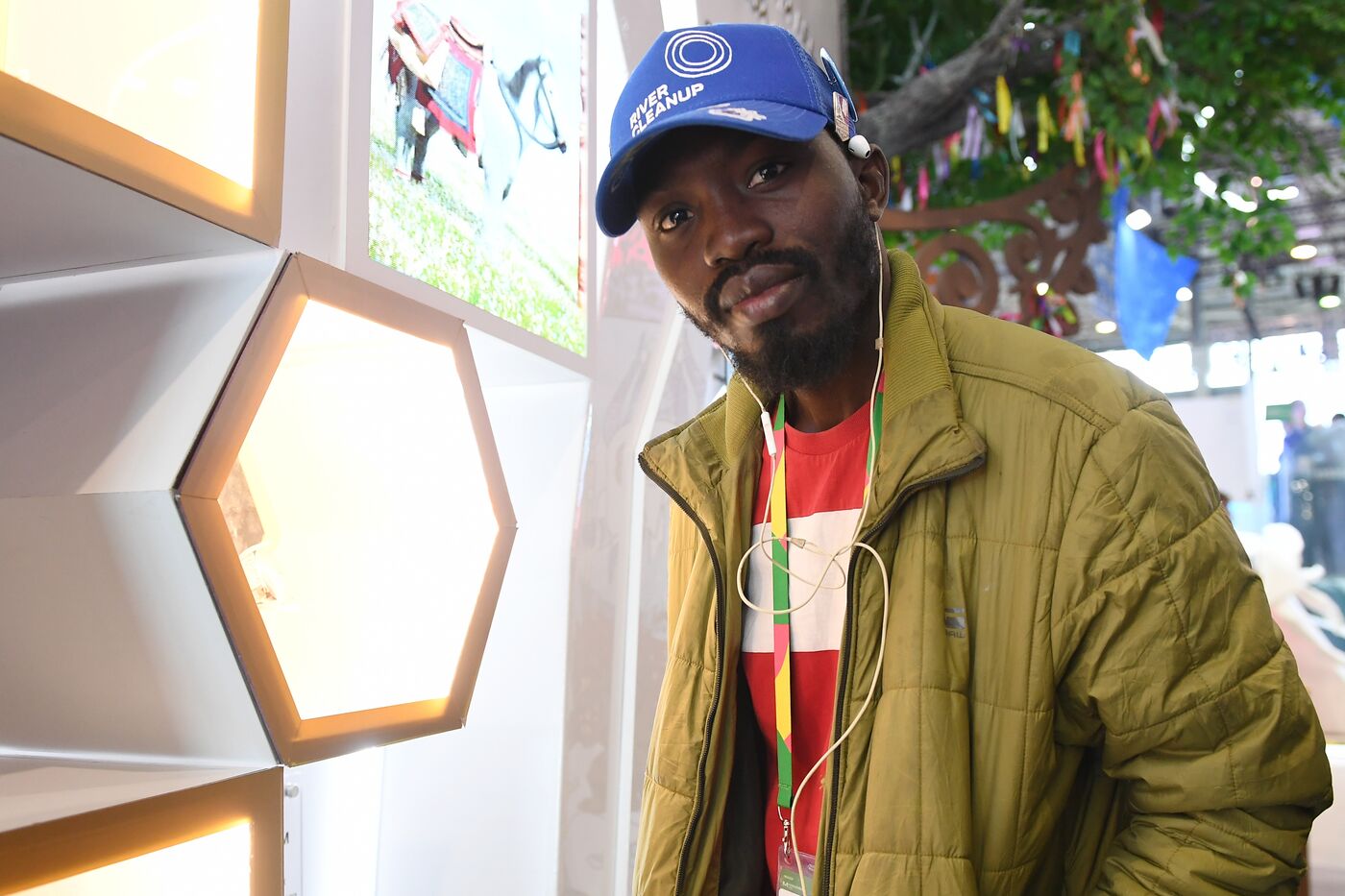 Выставка "Россия". Экскурсия для участников ВФМ