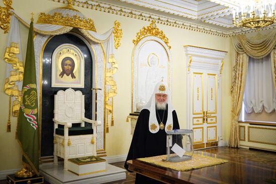 Святейший Патриарх Кирилл принял участие в выборах президента России