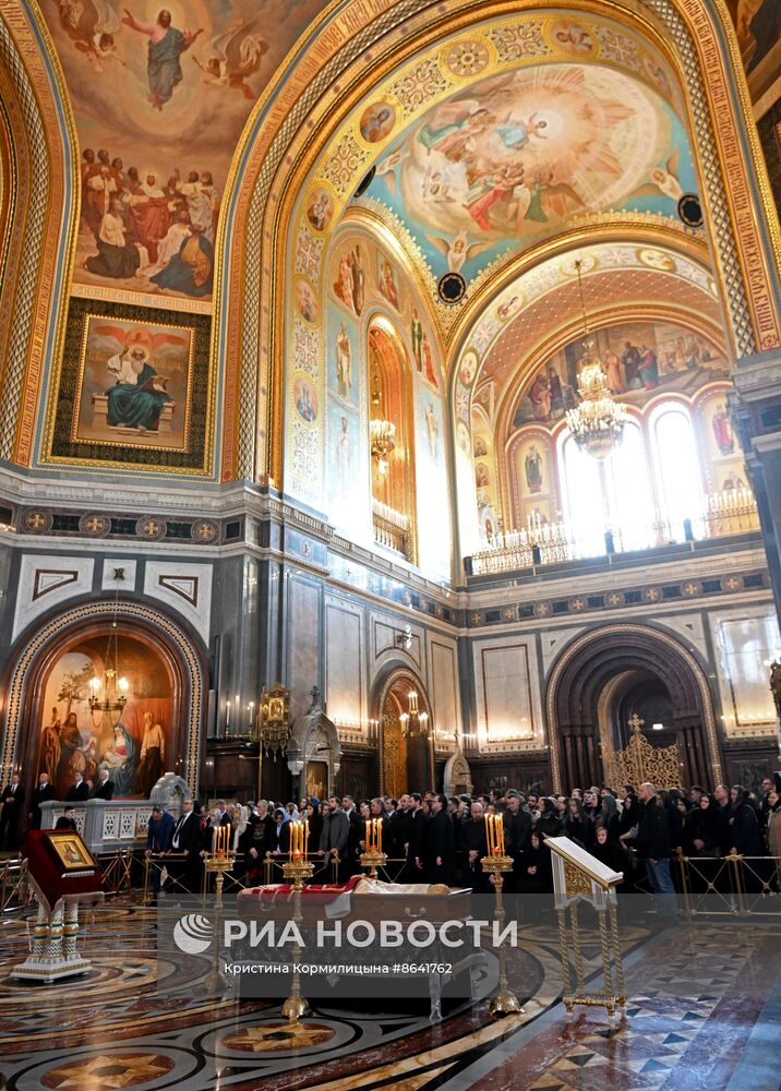 Отпевание представителя Патриарха Сербского при Московском Патриаршем престоле епископа Моравичского Антония