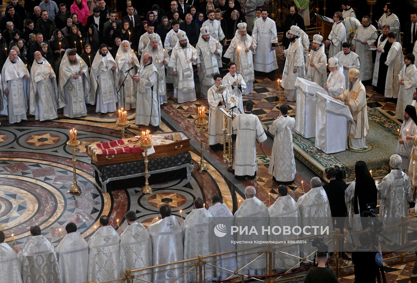 Отпевание представителя Патриарха Сербского при Московском Патриаршем престоле епископа Моравичского Антония