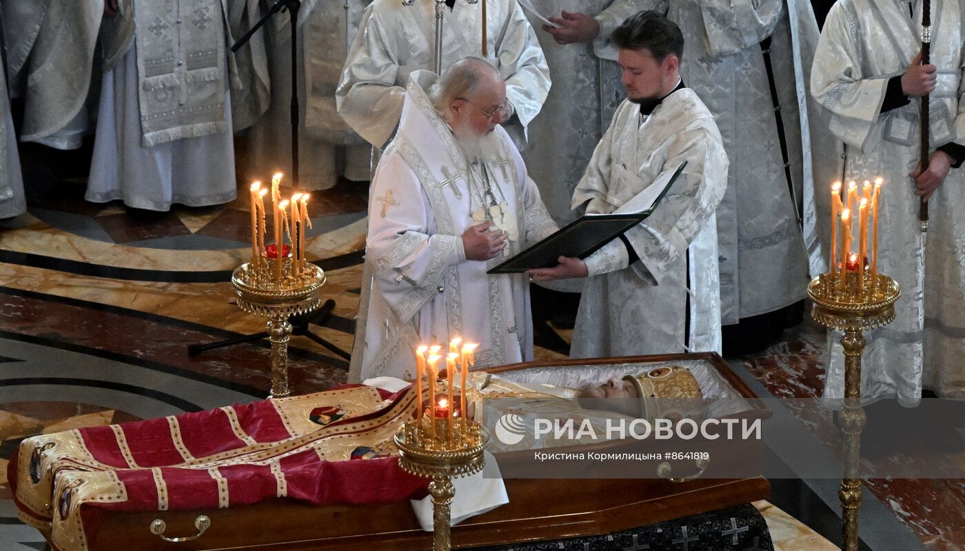 Отпевание представителя Патриарха Сербского при Московском Патриаршем престоле епископа Моравичского Антония