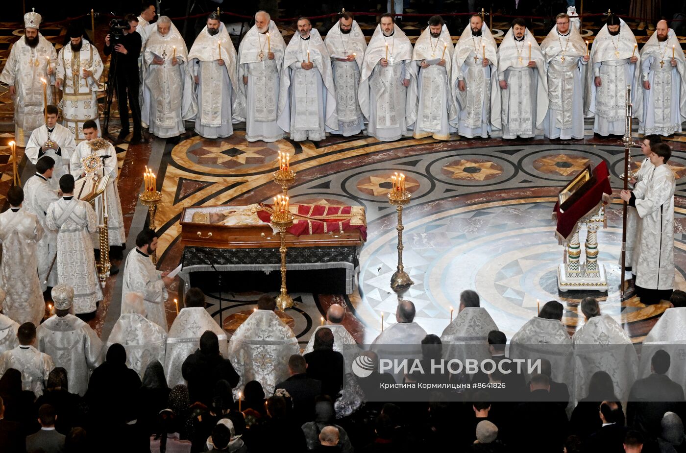 Отпевание представителя Патриарха Сербского при Московском Патриаршем престоле епископа Моравичского Антония