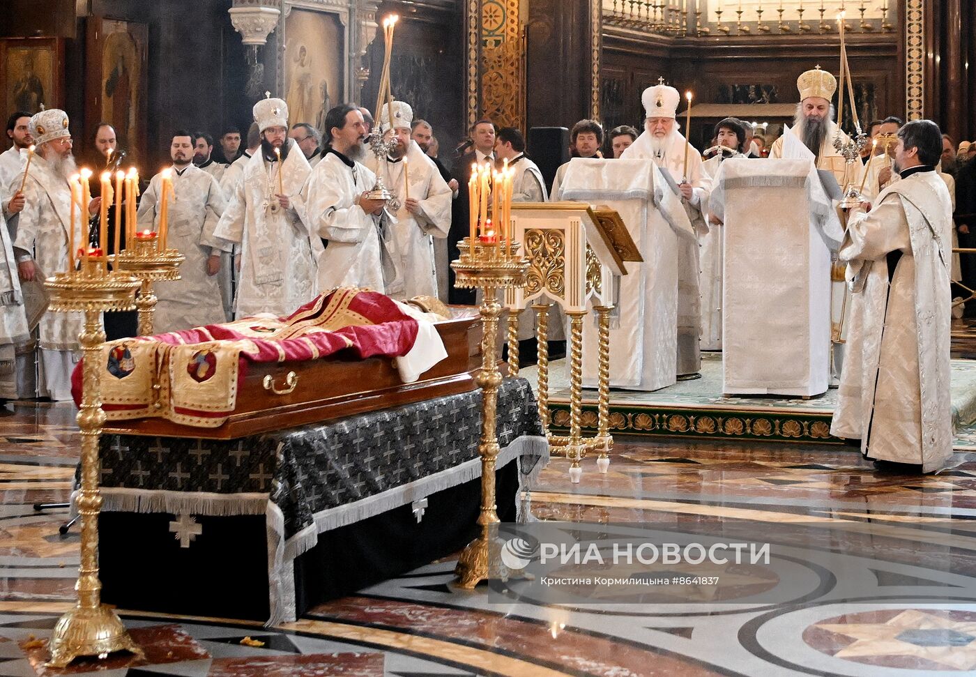 Отпевание представителя Патриарха Сербского при Московском Патриаршем престоле епископа Моравичского Антония